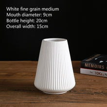 Load image into Gallery viewer, Modern simple Ceramic vase
