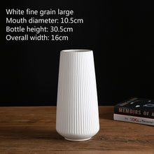 Load image into Gallery viewer, Modern simple Ceramic vase 
